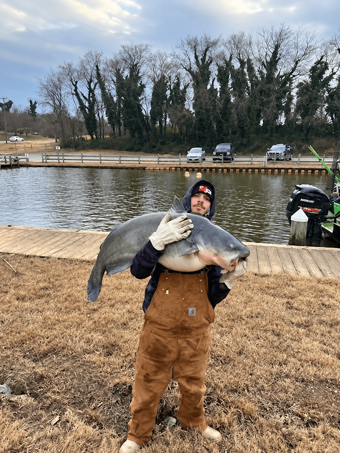 How to Catch Catfish in Rivers: Reading Current Seams, Outside Bends, and Deep Holes