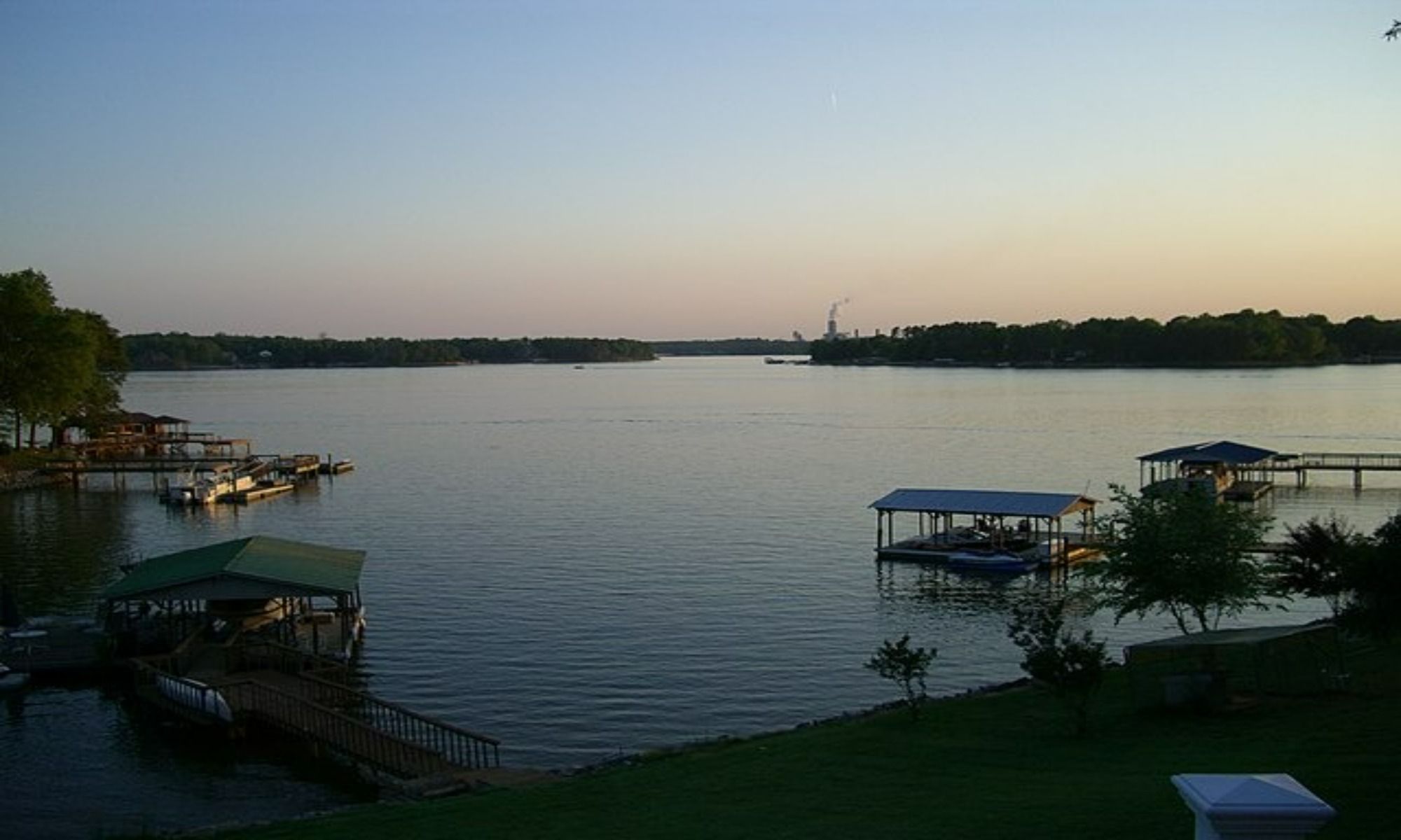 Concord, NC Fishing: Harmonious City Lake Fishing